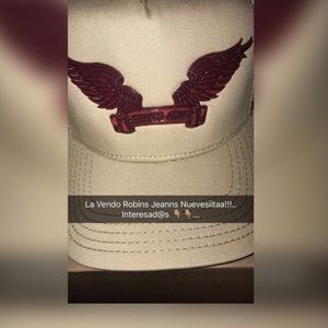 Robins Jeanss Hatt Brandd Neww